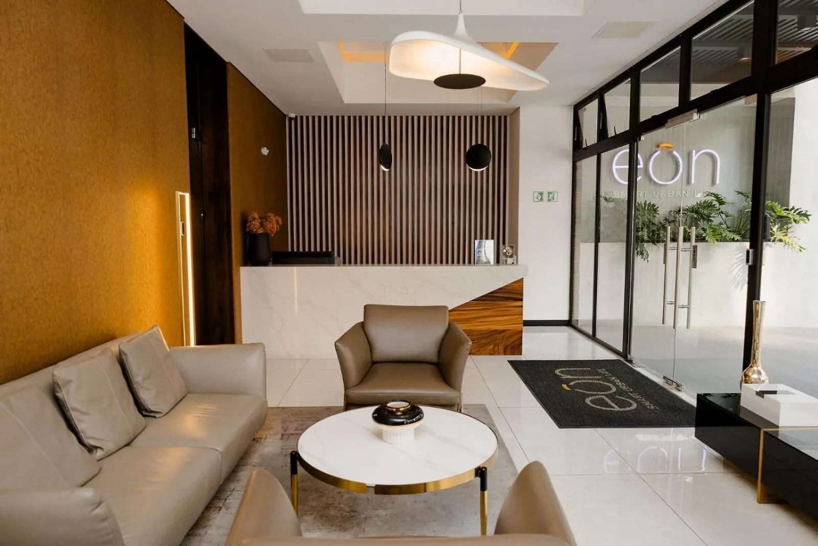Apartamento De 2 Habitaciones, Edificio Eon Zona 10 Guatemala City